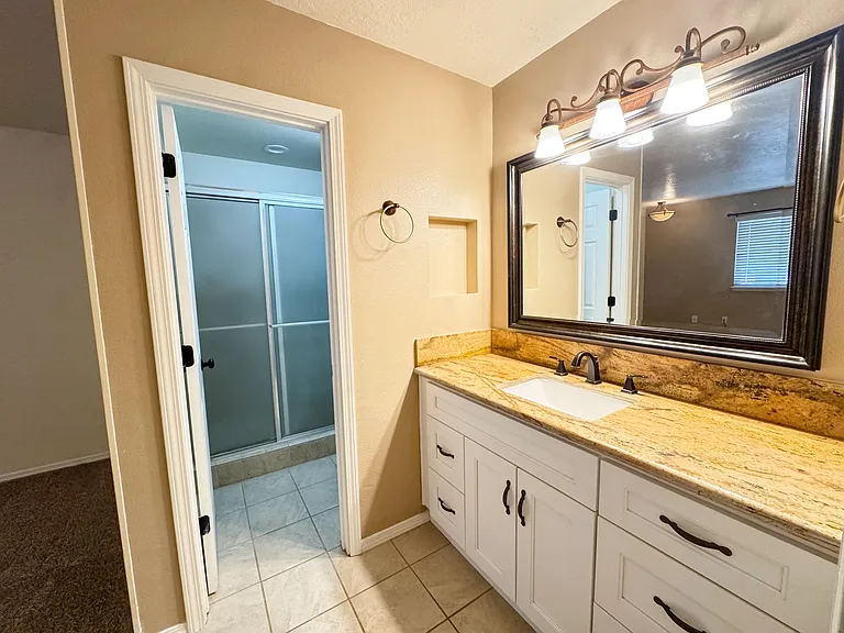 8221 Portales St NE — Photo 12