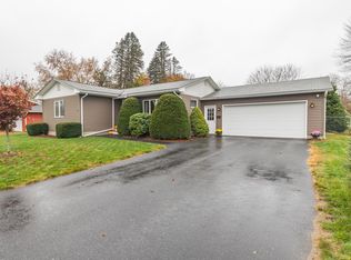 11 Osborn St, Lisbon, ME 04250