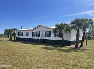 6807 Welcome Church Rd, Sneads, FL 32460