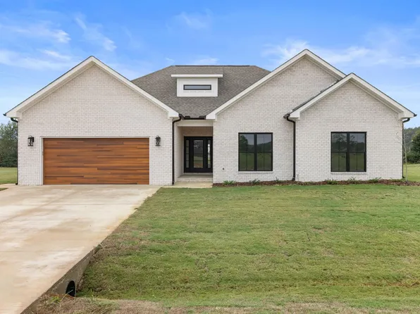 260 Spry Way, Killen, AL 35645