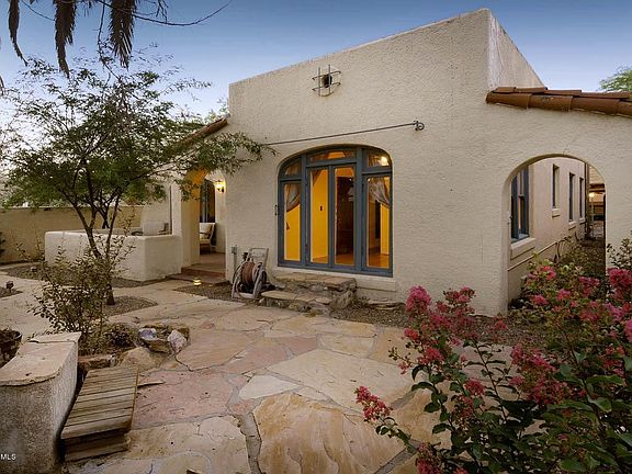 Front courtyard.