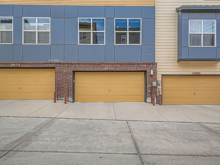 11243 Colony Cir — Photo 28