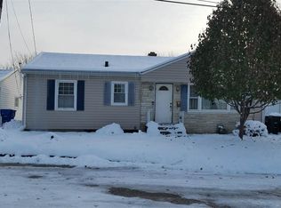 2206 35th Street Ct, Moline, IL 61265