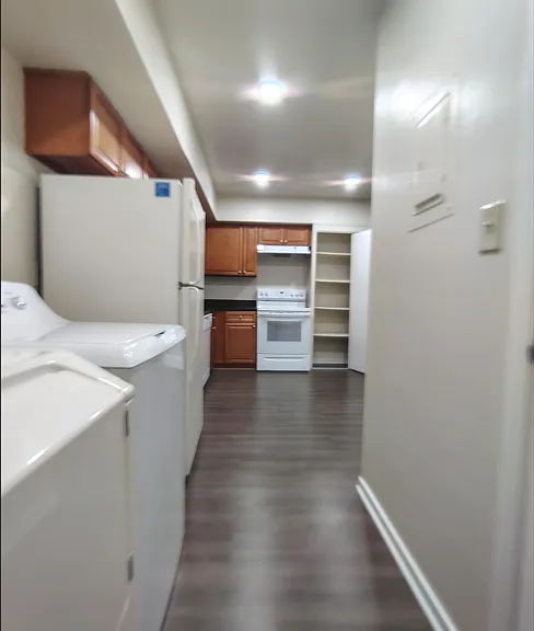 Residences at Pomona Park — Photo 32