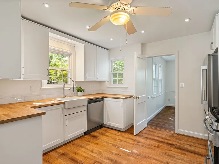 6900 Mount Daniel Dr — Photo 17