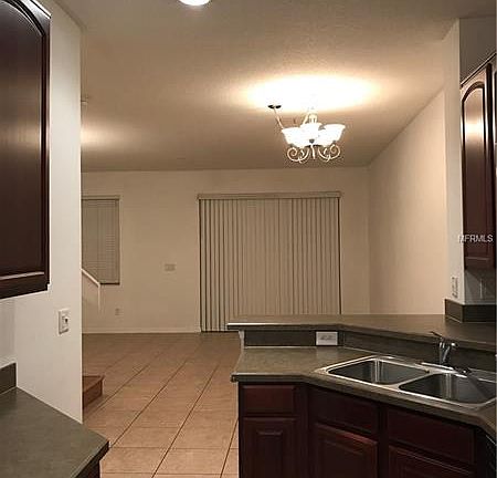 3rd image of 7507 Cranes Creek Ct