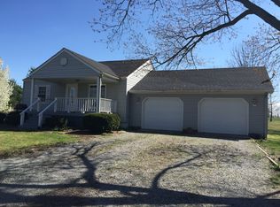 6470 Digby Rd, Mc Leansboro, IL 62859