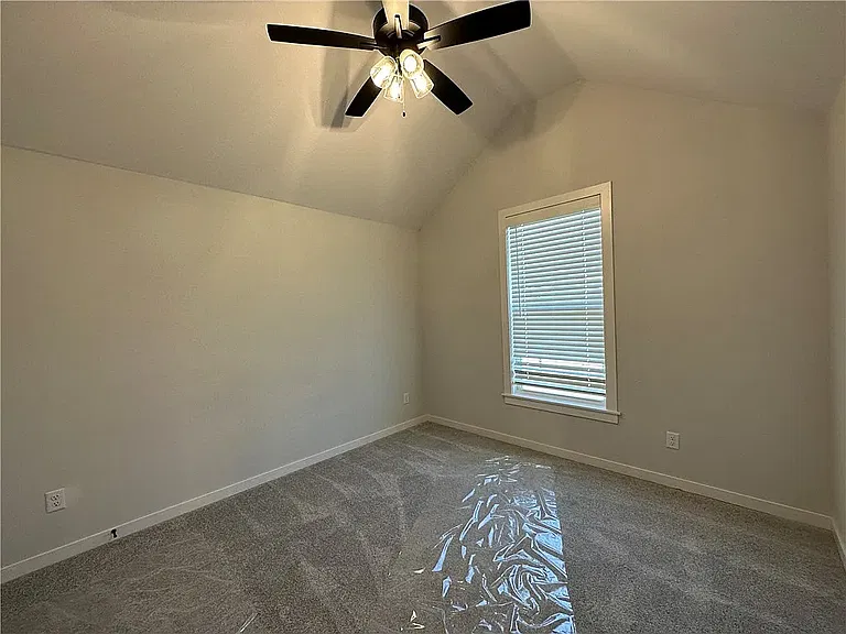 2807 S Angels Rd — Photo 13
