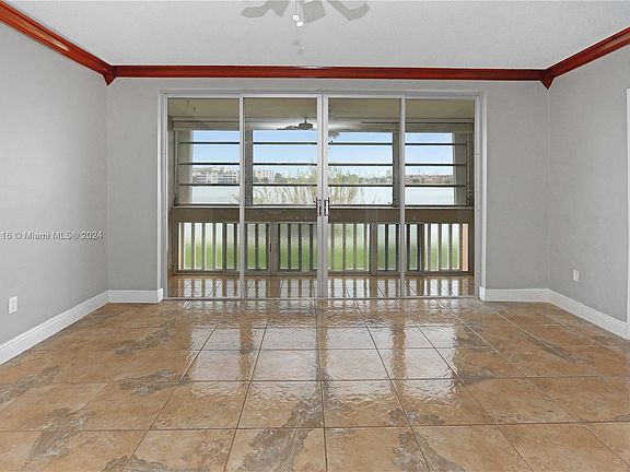 2nd image of 18707 NE 14th Ave APT 526