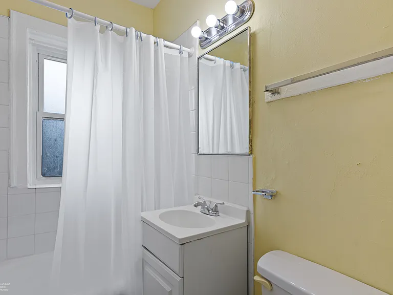 6726 N Bosworth Ave #1S — Photo 39