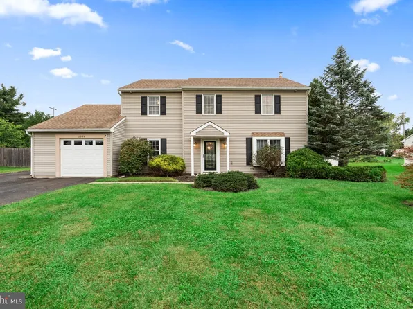 1549 Hartsville Cir, Warminster, PA 18974