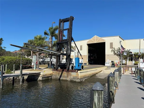 1780 Phillippi Shores Dr #A3-24, Sarasota, FL 34231