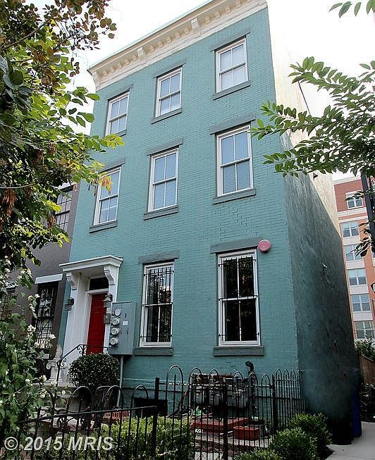Exterior (Front)