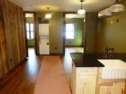 Rented by Blue Egg Realty Corp | media 41