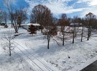 16211 Kountryridge Dr, Kearney, MO 64060