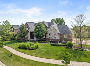 54141 Deer Ridge Ct, Rochester, MI 48307