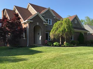 8607 Glenfield Way, Louisville, KY
