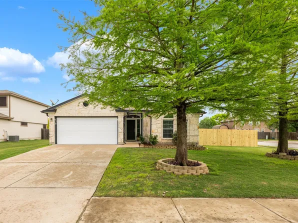 102 Anderson St, Hutto, TX 78634