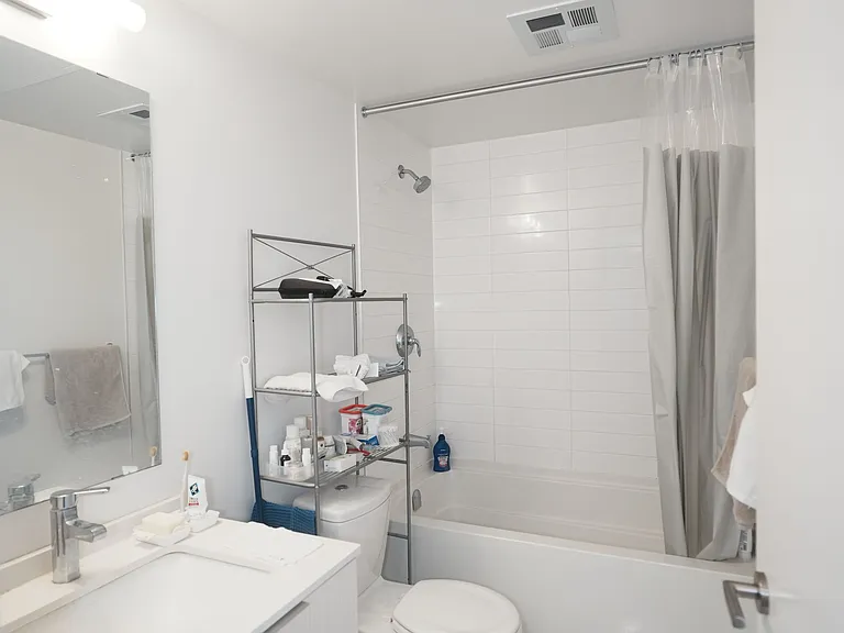 11 Wellesley St W #1703 — Photo 12