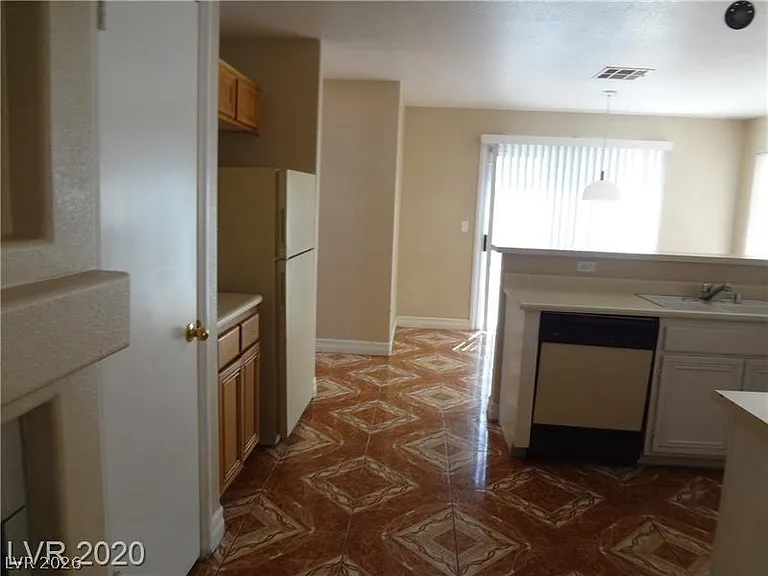 540 River Bed St — Photo 2