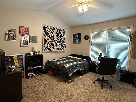 5th image of 660 Barnett Shoals Rd APT 128