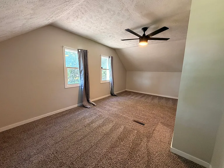 3627 Spring St — Photo 27