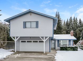 1910 NE Virginia St, Bremerton, WA 98310
