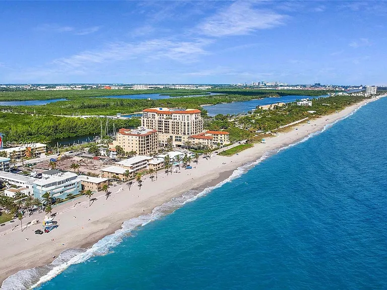 3215 N Ocean Dr #301 — Photo 24