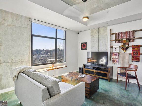 4th image of 335 W Ponce De Leon Ave Unit 606