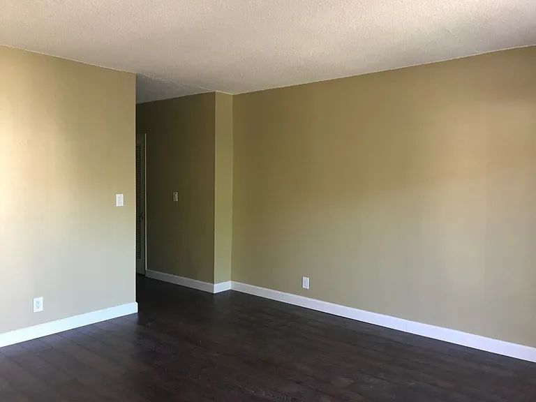642 Lemar Park Dr #4 — Photo 12
