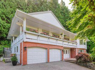 5560 Greenleaf Rd, West Vancouver, BC V7W1N6