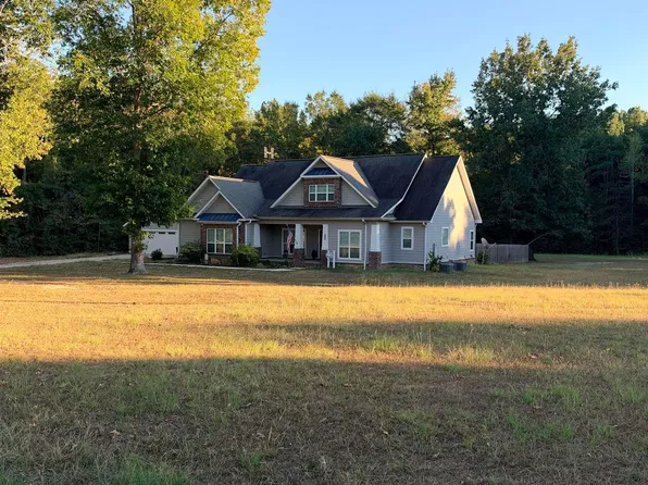 206 Whispering Oak Cir, El Dorado, AR 71730