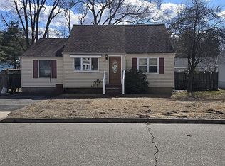 20 Borghaus Rd, Helmetta, NJ 08828