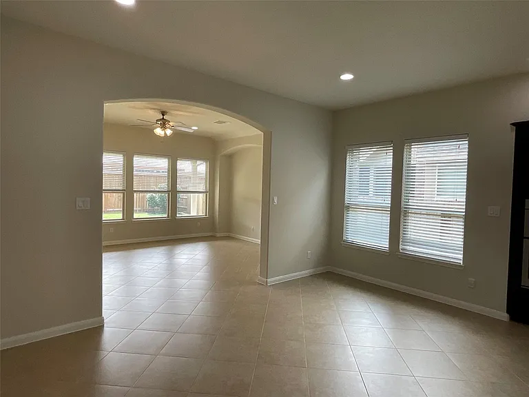 10022 Western Pine Trl — Photo 13