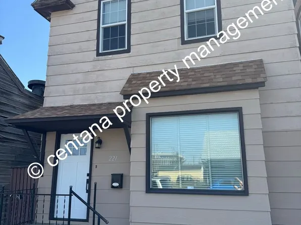 221 Chestnut St, Anaconda, MT 59711