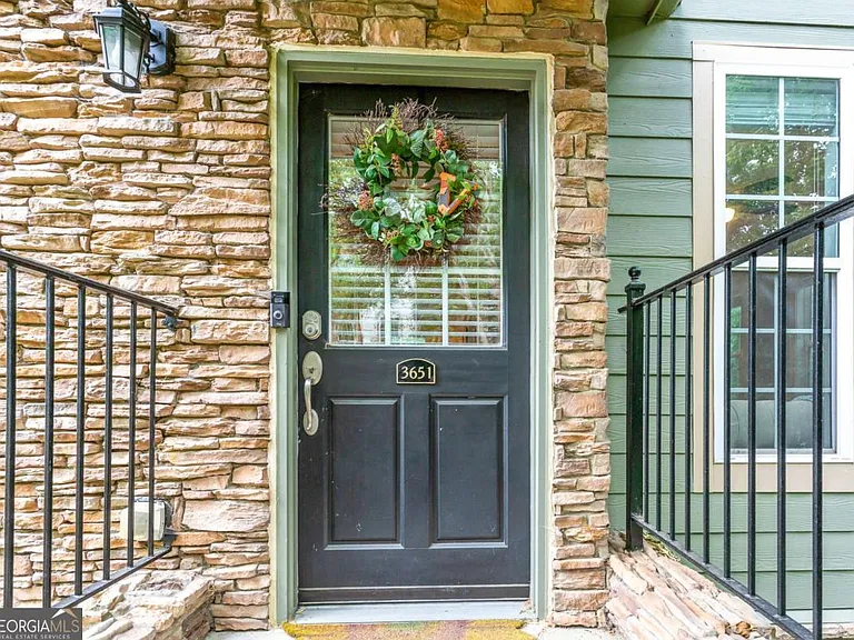 3651 Ashford Creek Pl — Photo 2