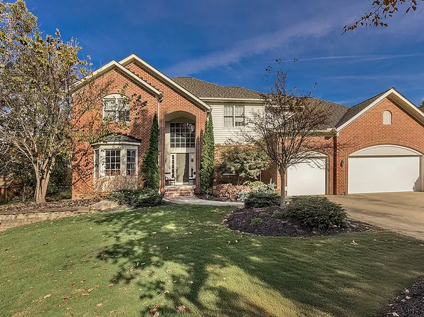 35643 Heather Ln, Solon, OH 44139