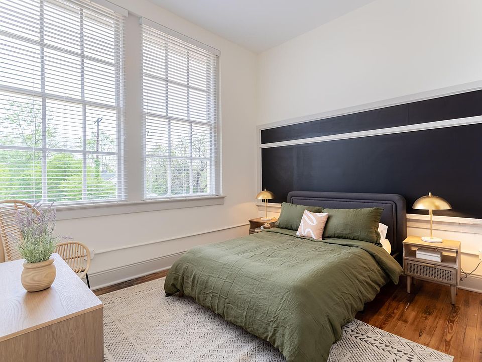 Spacious bedrooms wtih loads of natural light