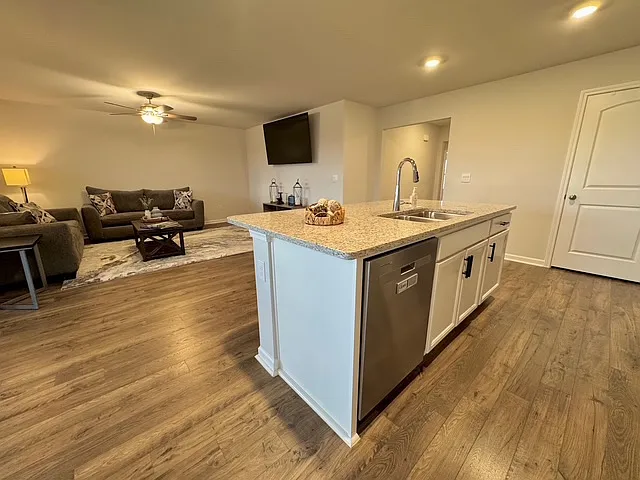 189 Tobin Ln — Photo 8