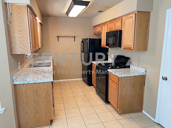 4th image of 710 Thompson Dr