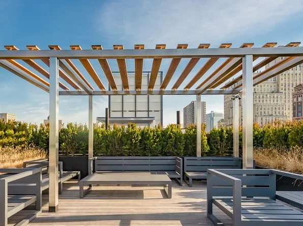 107 Columbia Heights image 8 of 12