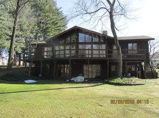 609 Ebersole Rd, Reading, PA 19605