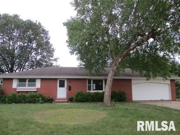 1134 W Walnut St, Chillicothe, IL 61523