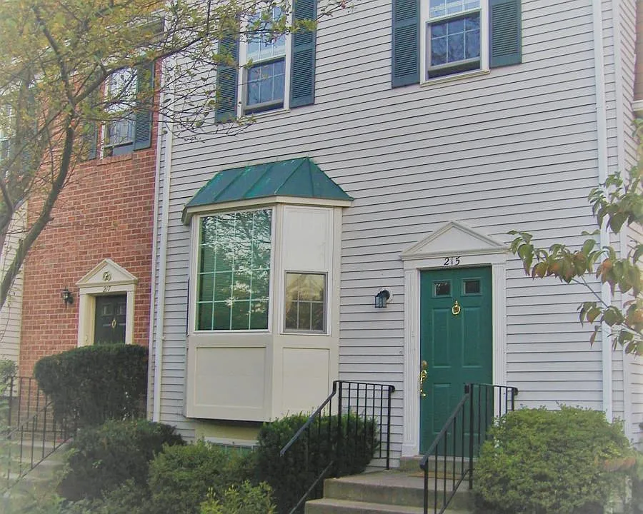 215 Amberfield Ln