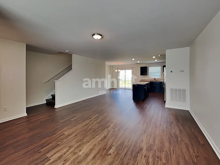 204 Castlebrook Dr — Photo 7