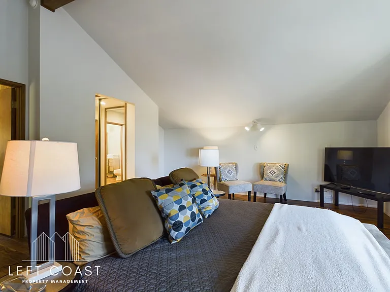 132 Salishan Dr — Photo 104