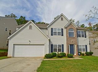 5418 Freestone Dr, Charlotte, NC 28216