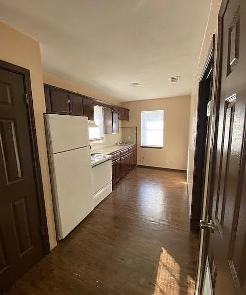 502 Miguel Hidalgo St #6 — Photo 3