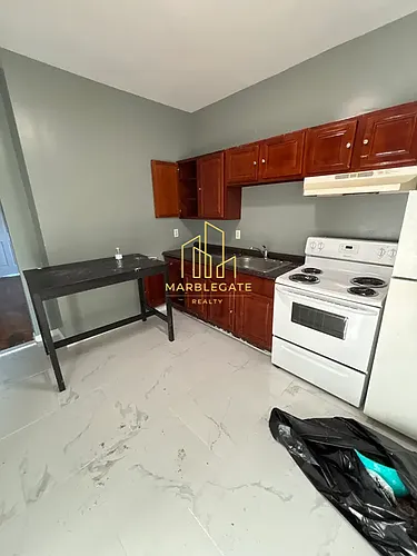 334 Fulton St Photo 1