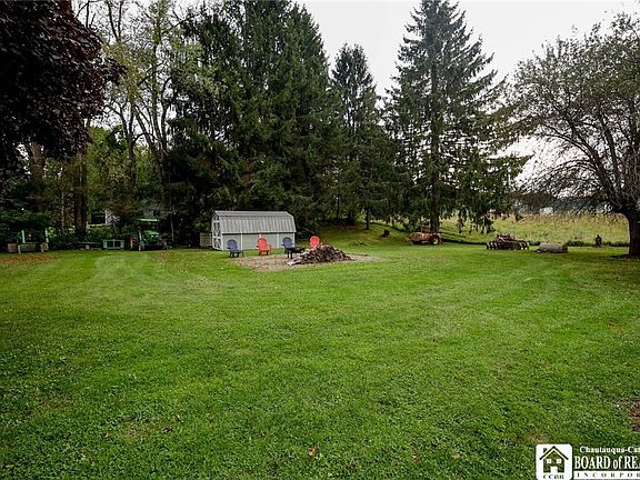 3rd image of 5157 Wade Hill Rd